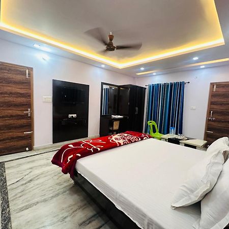 Hotel Pink Paradise Gorakhpur Exterior foto